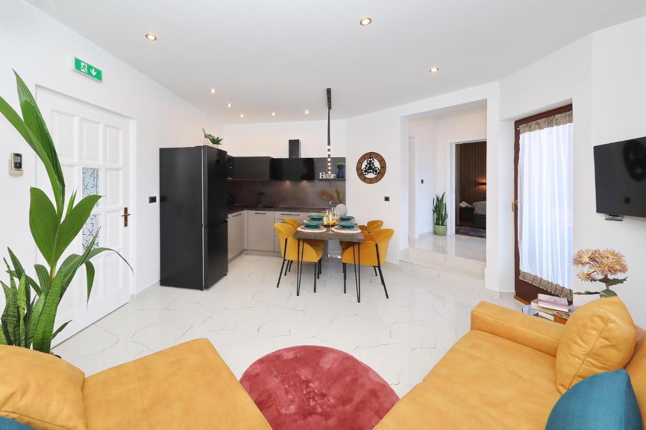 Villa Dalmatino Pakoštane Esterno foto